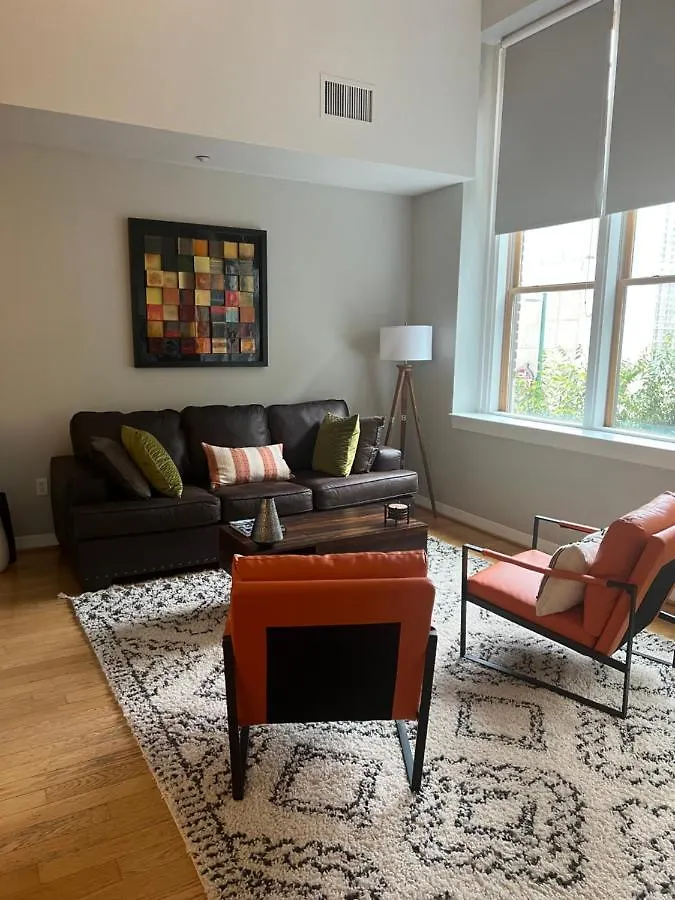 Downtown Norfolk Loft Apartment
