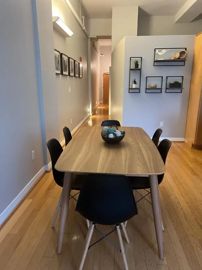 Downtown Norfolk Loft Apartment