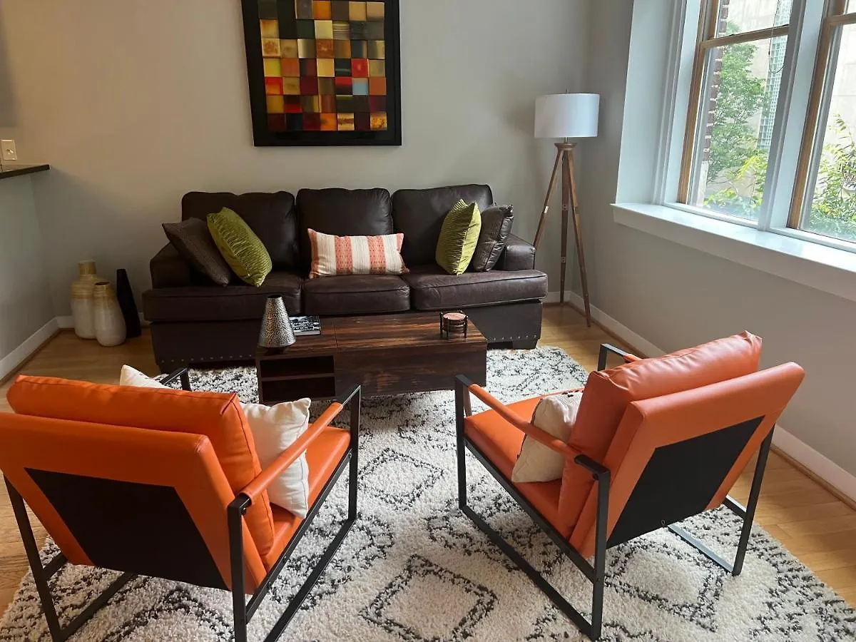 Downtown Norfolk Loft Apartment